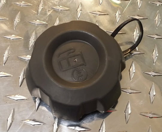 Universal Fuel Cap for Lawn / Yard Tractors 581693601