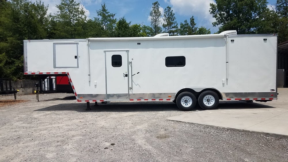 8.5' x 33' White Goose-Neck Mobile Veterinary Clinic