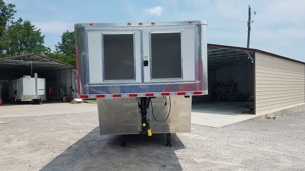 8.5' x 33' White Goose-Neck Mobile Veterinary Clinic