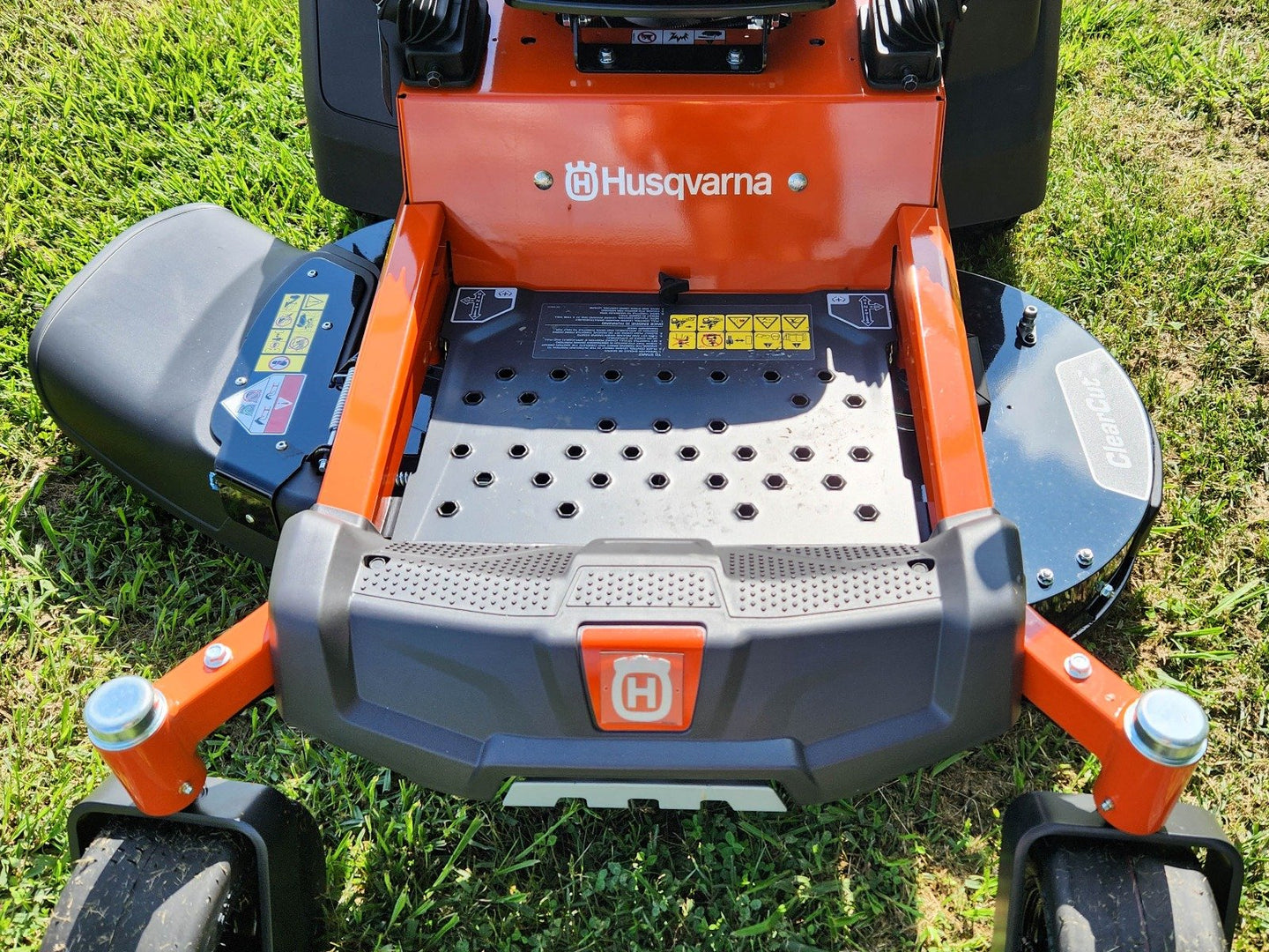 Husqvarna Z242F Special Edition 42" Zero Turn Mower 21.5HP KAW