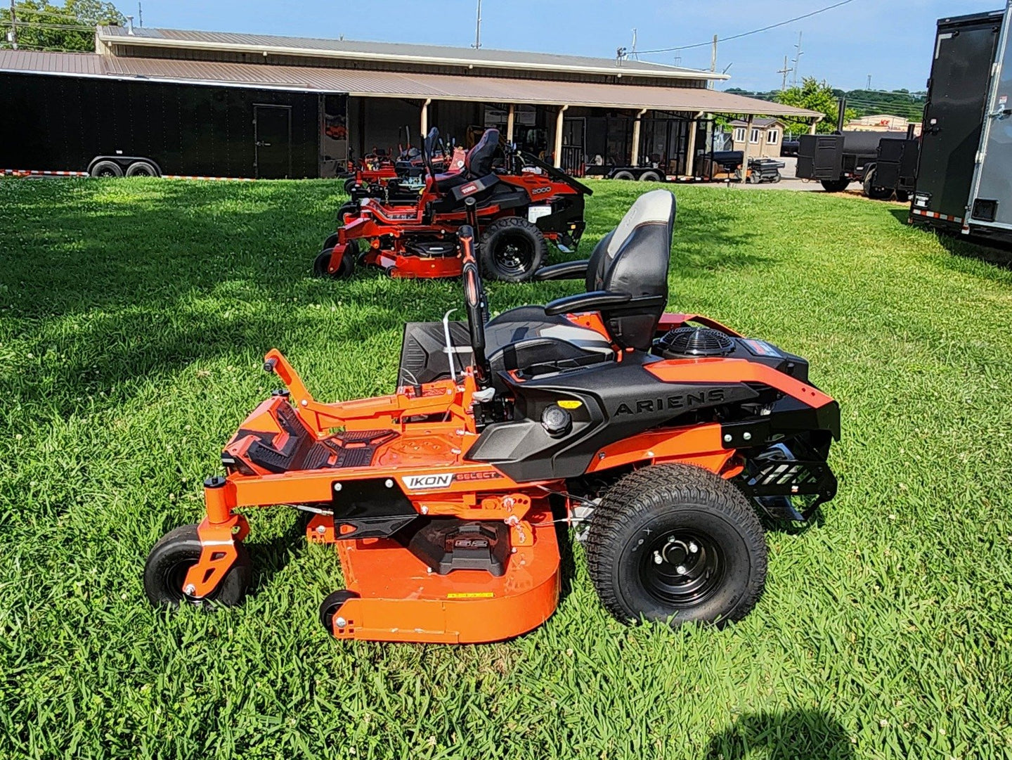 Ariens 918028 Ikon Select 52" Zero Turn Mower 23HP KAW�