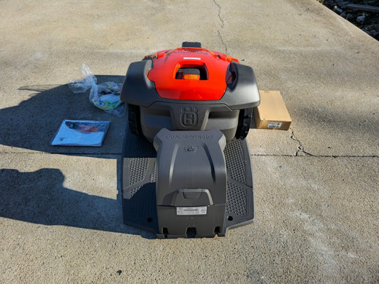 Husqvarna Automower 550H Robotic Mower - SLE Equipment - 5