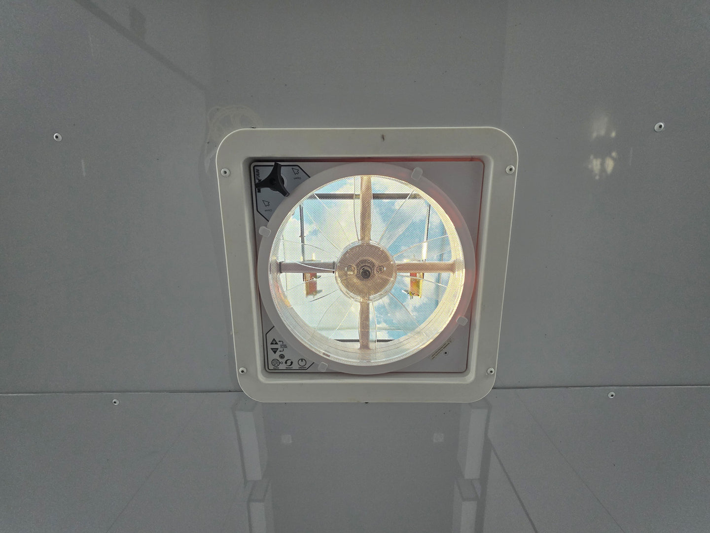 8.5x28 Enclosed Trailer Fully Loaded V Nose 30 Amp Elec. (2) 7,000LB Axle 14K GVWR Vent Fan