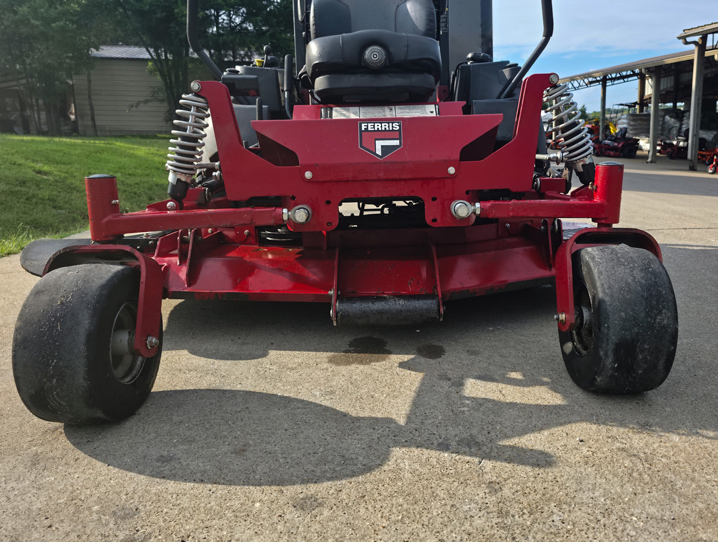 Used Ferris IS3200Z Zero Turn Mower 37 HP Vanguard Wheels