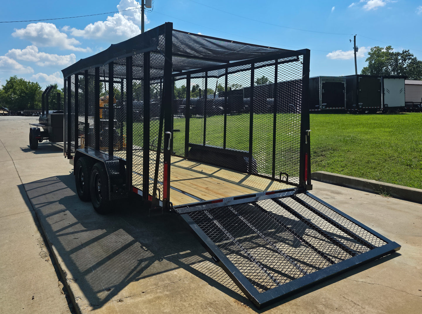 6.4x16 Leaf Clean Up Cage Debris Trailer with 21HP Loader 7K GVWR Left Rear Gate Down