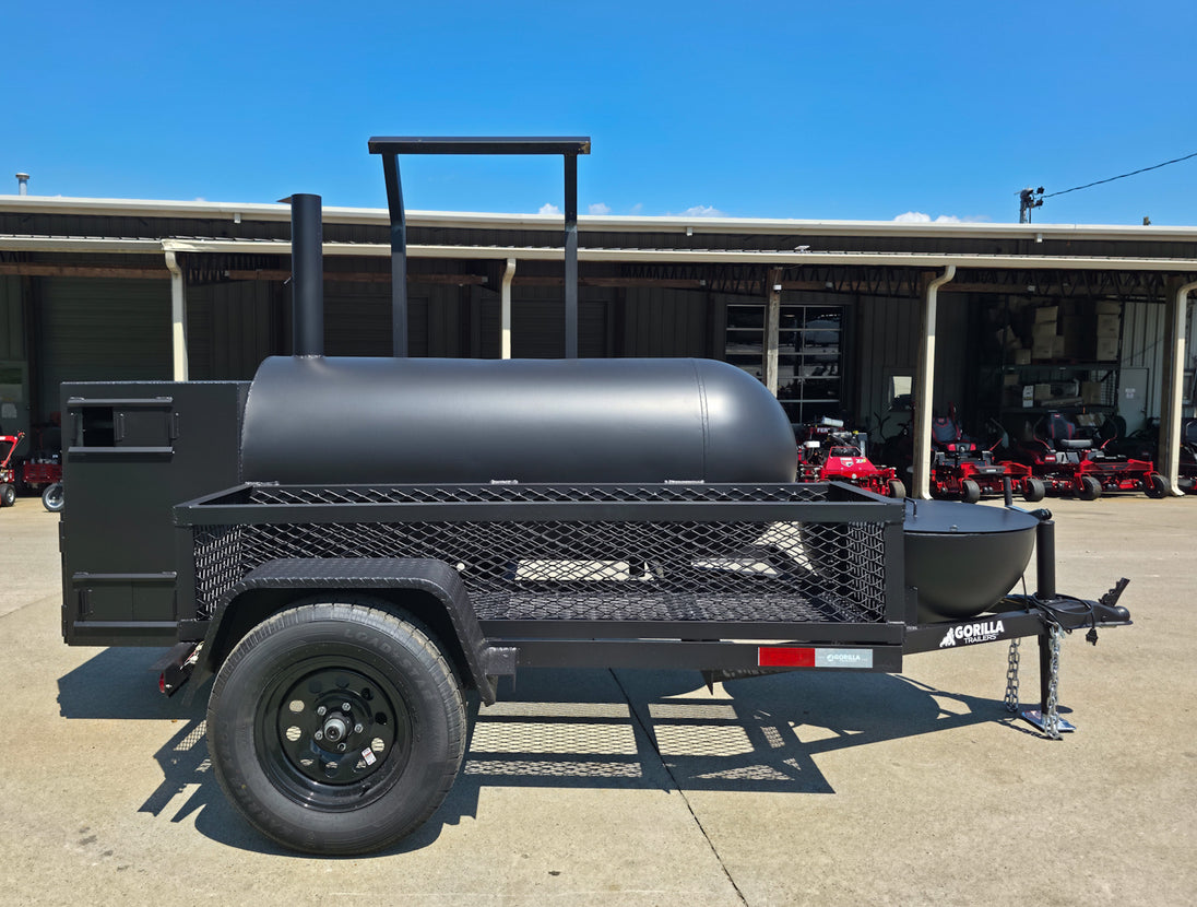 250 Gal Smoker Single Door with Counter Weight and Charkettle Right Side