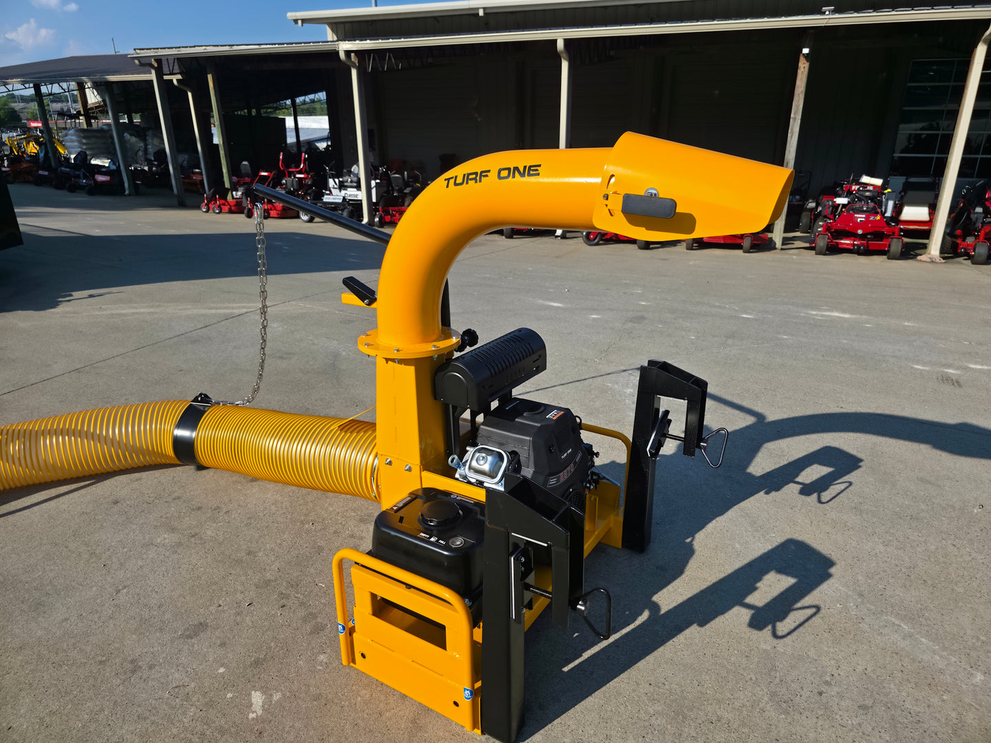 TURF ONE WBDL5021R Leaf Debris Truck Loader V - Twin Pro 21HP Engine - SLE Equipment - 5