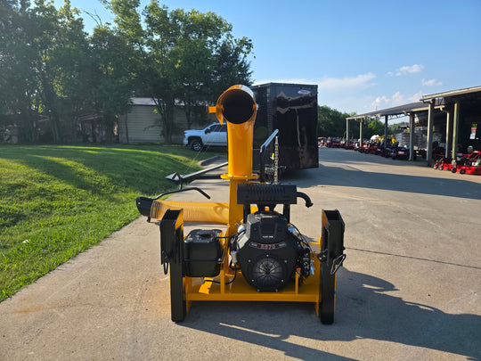 TURF ONE WBDL5021R Leaf Debris Truck Loader V - Twin Pro 21HP Engine - SLE Equipment - 3