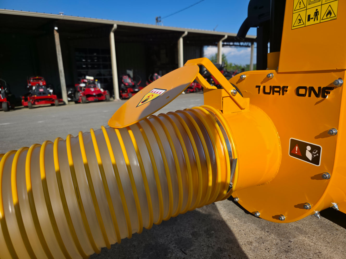 TURF ONE WBDL5021R Leaf Debris Truck Loader V - Twin Pro 21HP Engine - SLE Equipment - 13