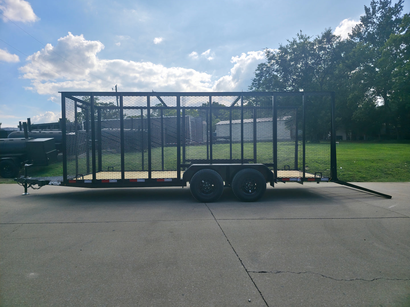 6.4' x 18' Debris Leaf Junk Trash Removal Loader Utility Trailer (2) 3500 Axles Left Side