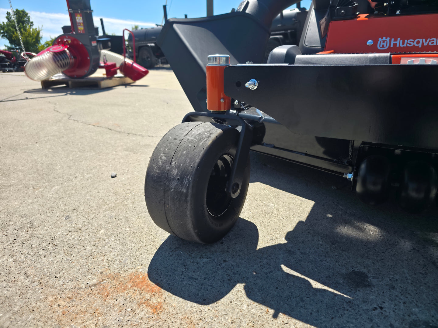 Husqvarna Z254F Special Edition Zero Turn Mower 23HP KAW with 591111401 Triple Bagger Tire