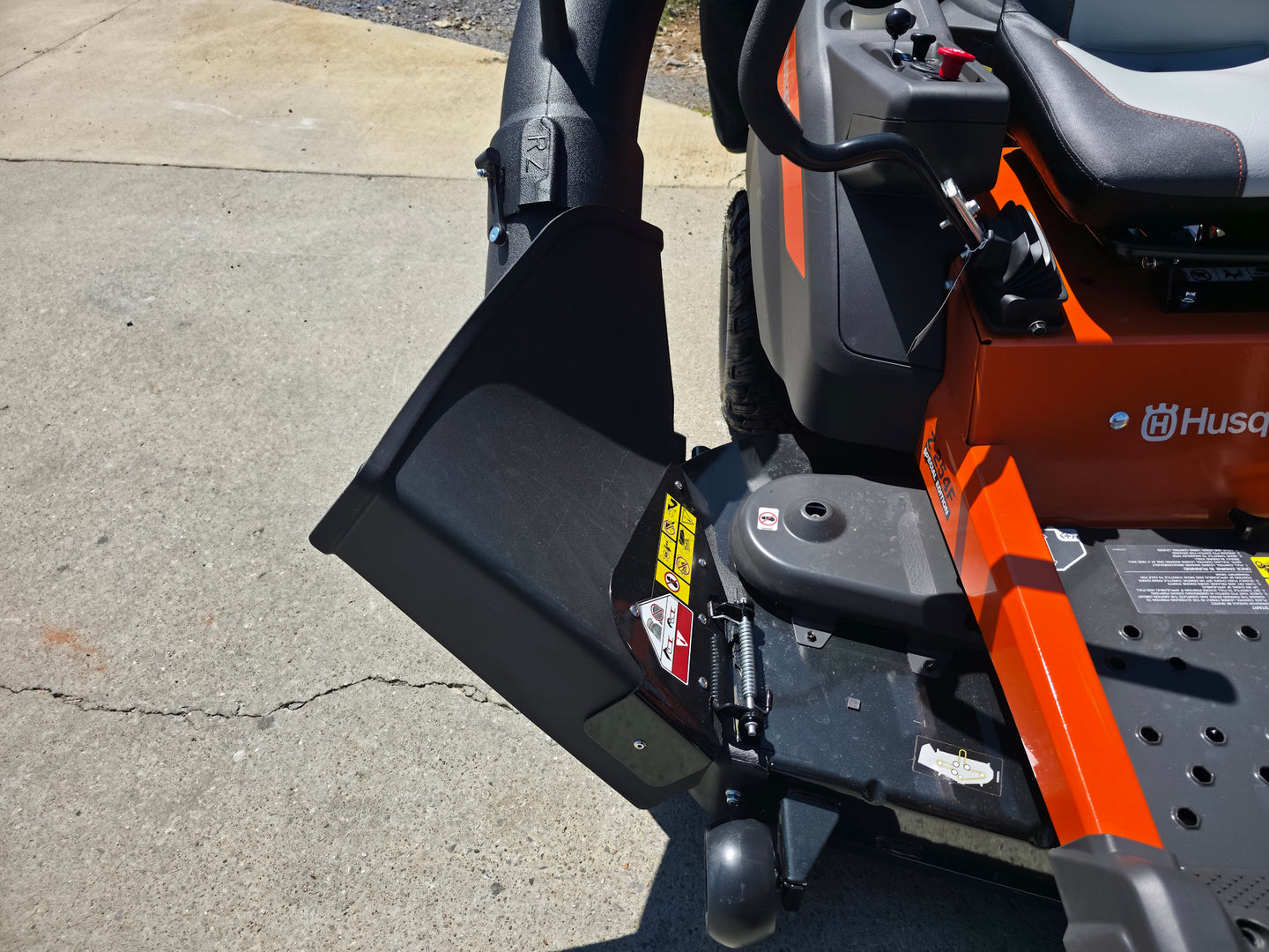 Husqvarna Z254F Special Edition Zero Turn Mower 23HP KAW with 591111401 Triple Bagger Chute