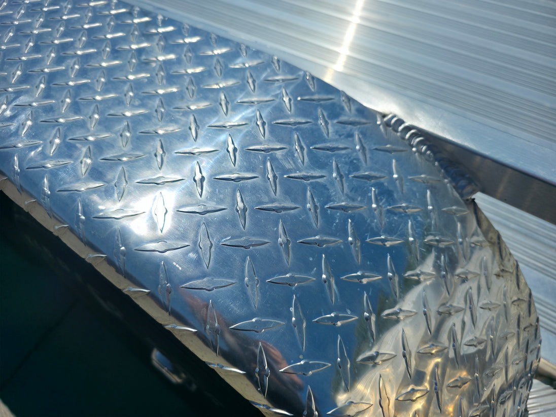 Used 6.4' x 16' All Aluminum Utility Trailer Dual Axle Straight Deck 7K GVWR Fender 