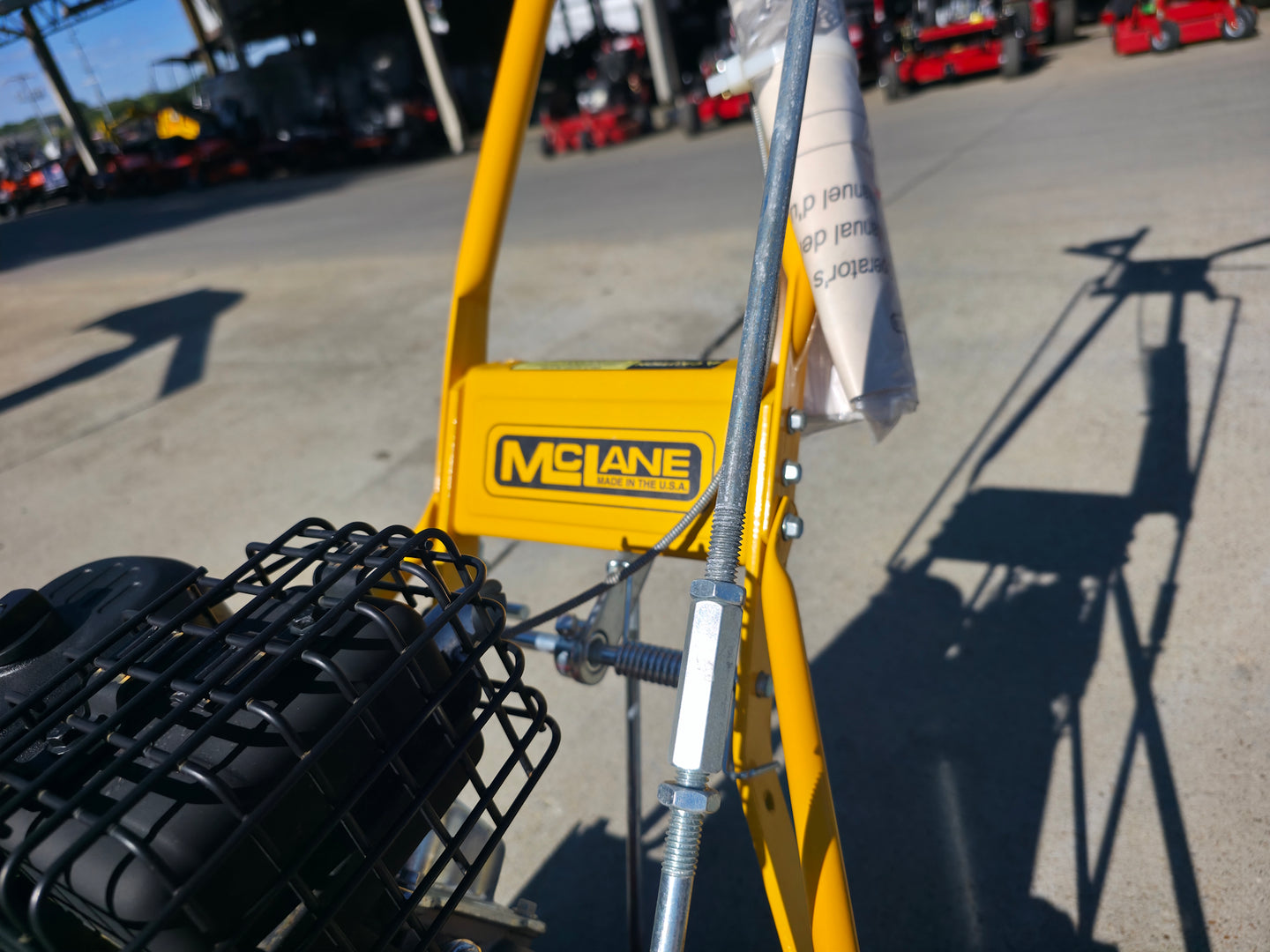 McLane 20-7-3.5B Front Throw 20" Reel Mower Briggs- 743521 Metal Rust