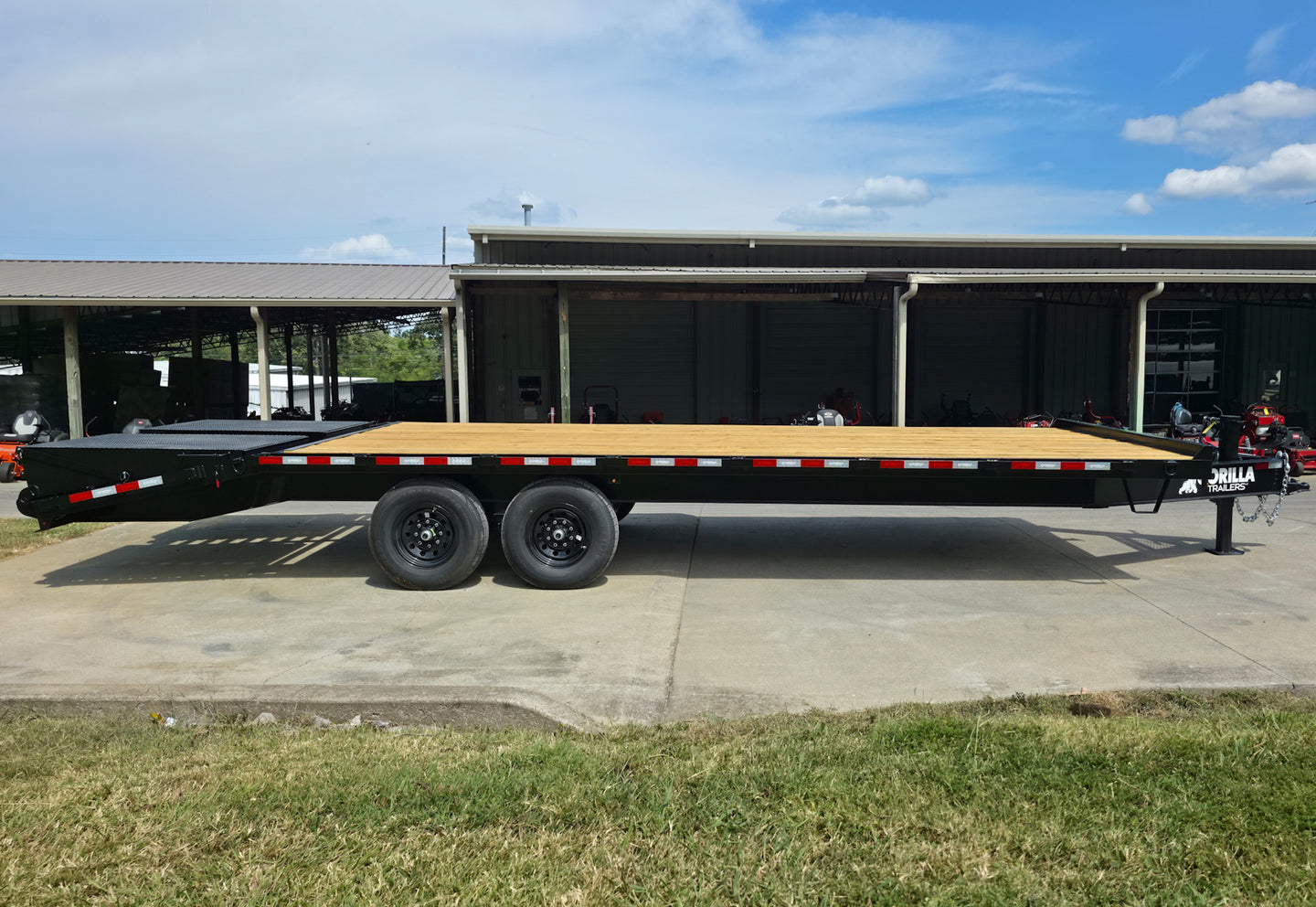 8.5x25 IBeam Deckover Trailer DoveTail (2) 7K Axles King Kong Ramps 14k GVWR - SLE Equipment - 4