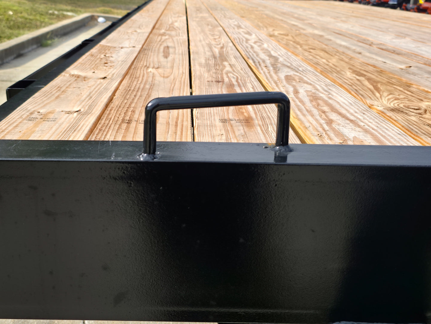 8.5x22 Deckover I - Beam Trailer (2) 5,200lb Axles Stand - Up Ramps 10K GVWR - SLE Equipment - 15