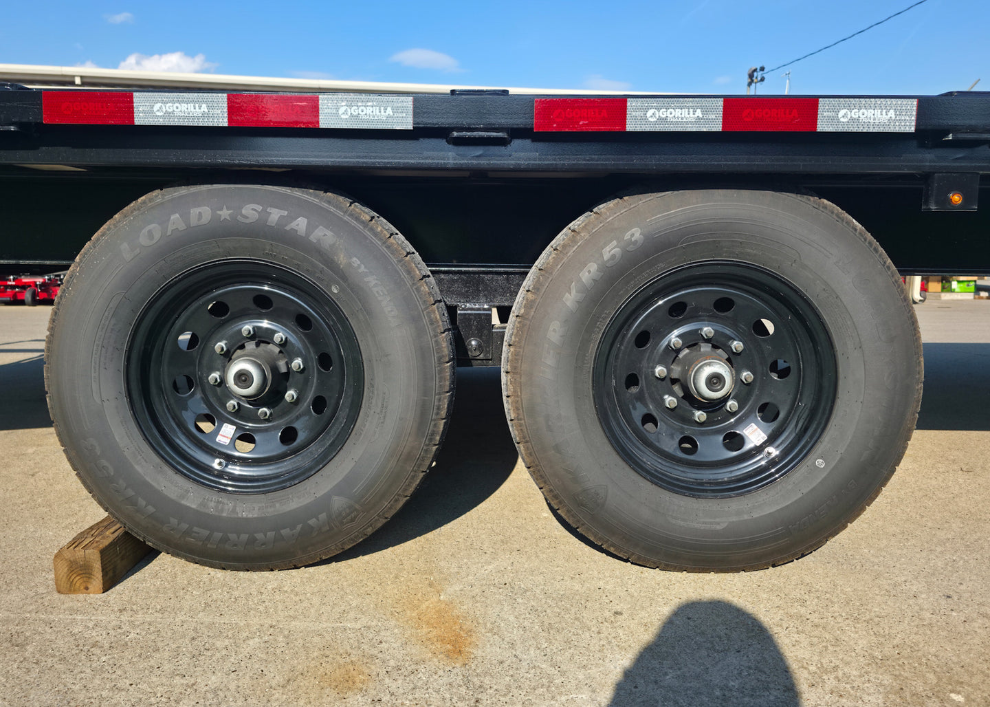8.5x22 I - Beam Deckover Trailer (2) 7K Axles Stand - Up Ramps 14k GVWR - SLE Equipment - 20