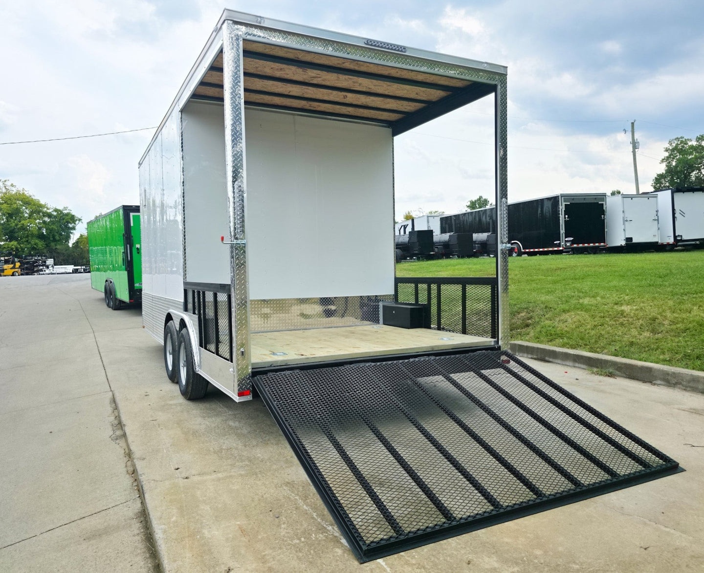 8.5x18 White Enclosed Hybrid with Rear Roof (2) 5200LB Axles Left Rear