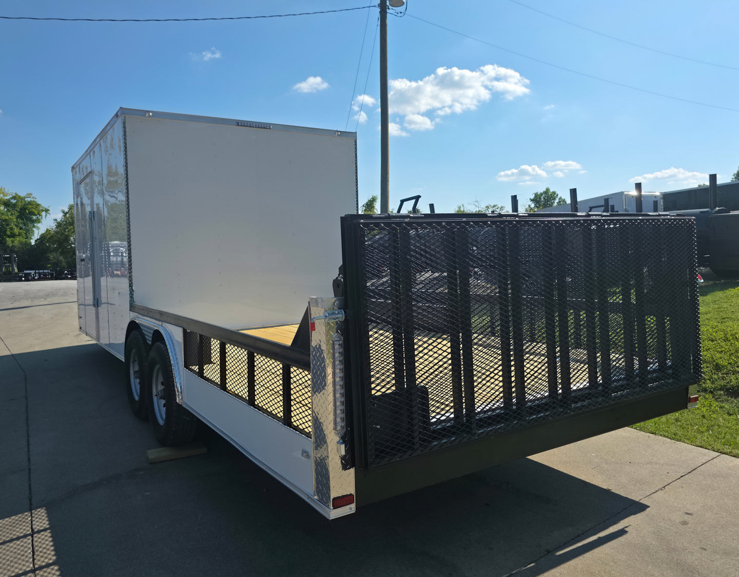 8.5x24 White Enclosed Hybrid with Side Ladder Racks (2) 7,000lb Axles Rear Left