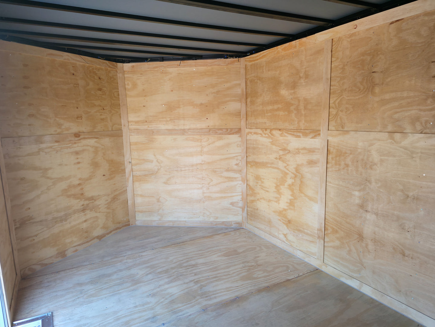 8.5x24 White Enclosed Hybrid with Side Ladder Racks (2) 7,000lb Axles Inside Front