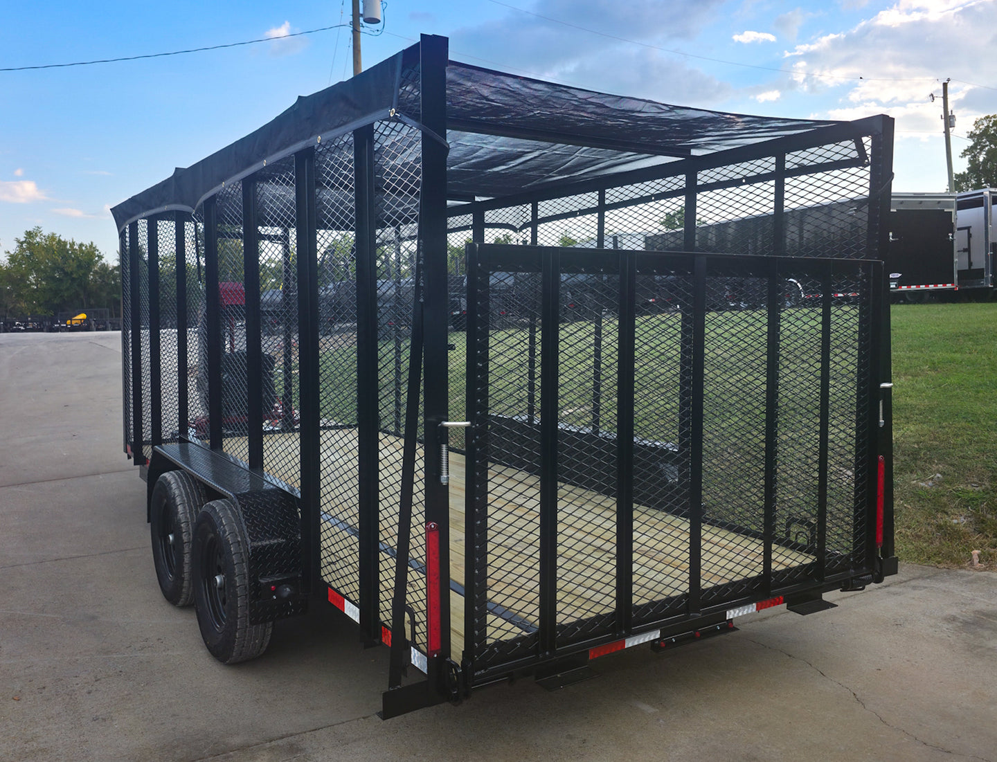 6.4x16 Debris Leaf Junk Trash Removal Trailer with 18HP Debris Loader for Leaf Clean Up Left Rear Gate Closed