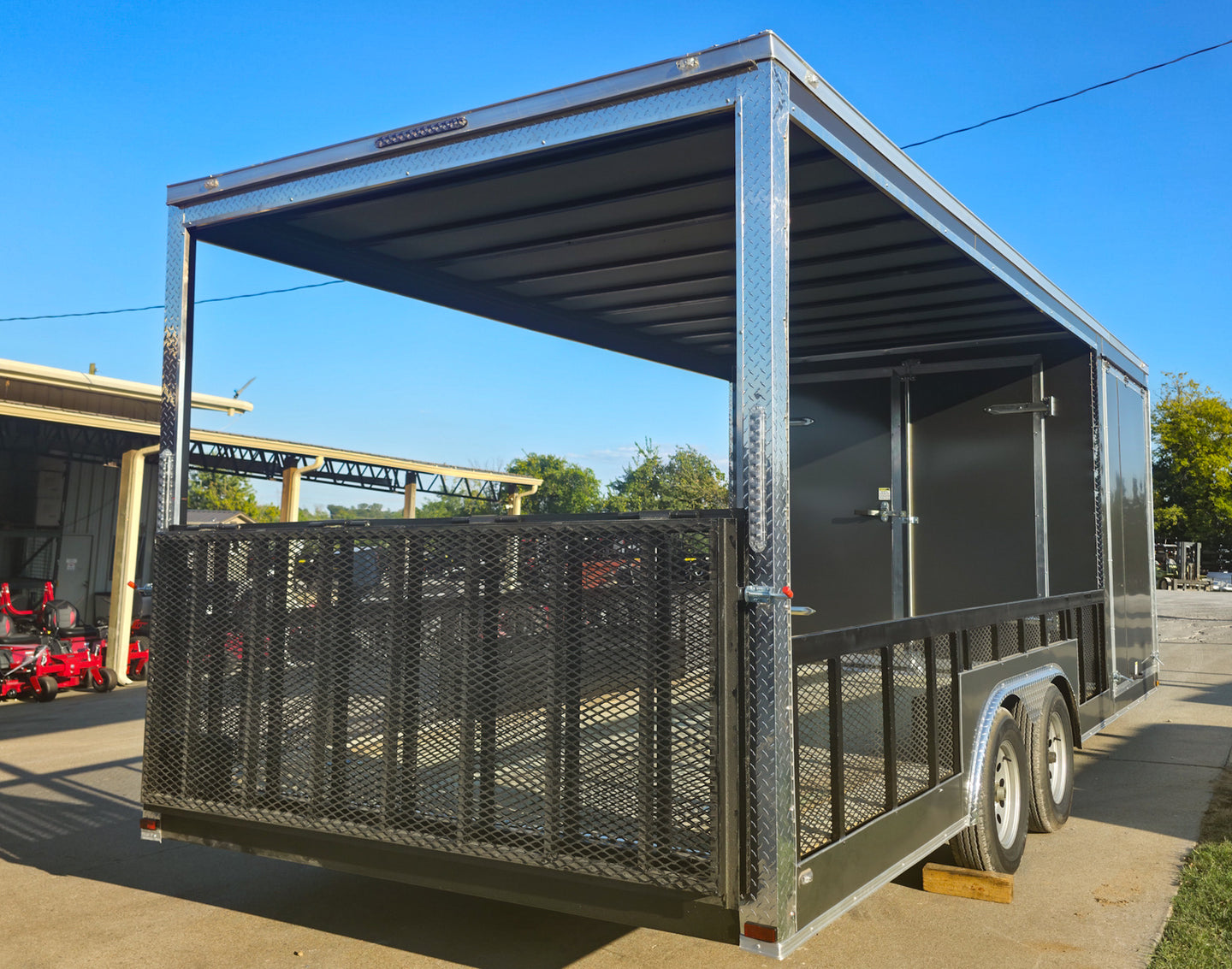 8.5x20 Charcoal Enclosed Hybrid Trailer with Gullwing (2) 3,500lb Axles Left Rear