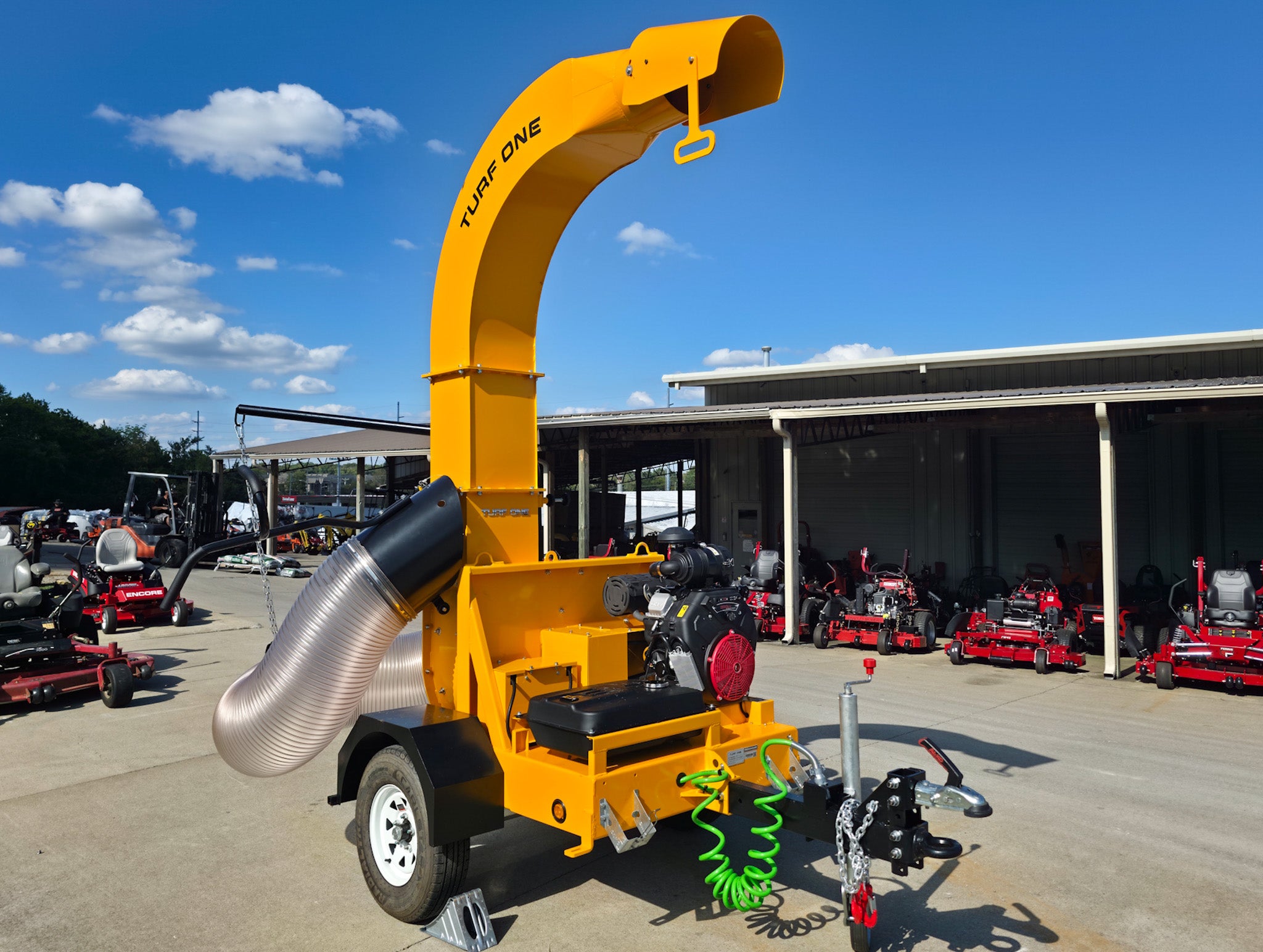 Loading Leaf TURF ONE T10000DL Truck Leaf Debris Loader With Trailer V-Twin 35HP