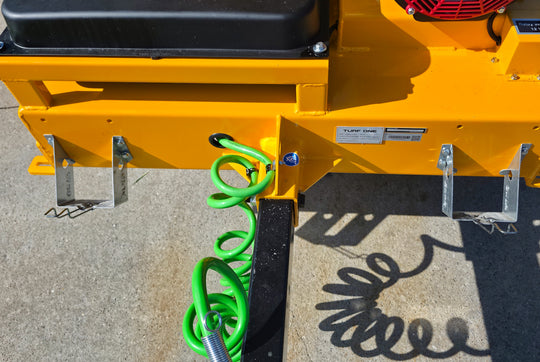 TURF ONE T10000DL PRO Truck Leaf Debris Loader V-Twin 35HP Engine Tire Wedge Holders