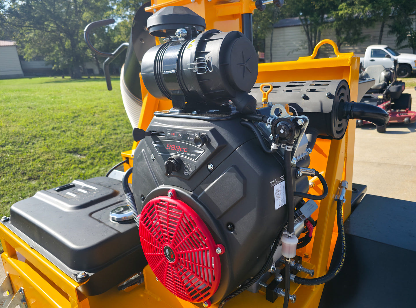 TURF ONE T10000DL PRO Truck Leaf Debris Loader V-Twin 35HP Engine Left Side