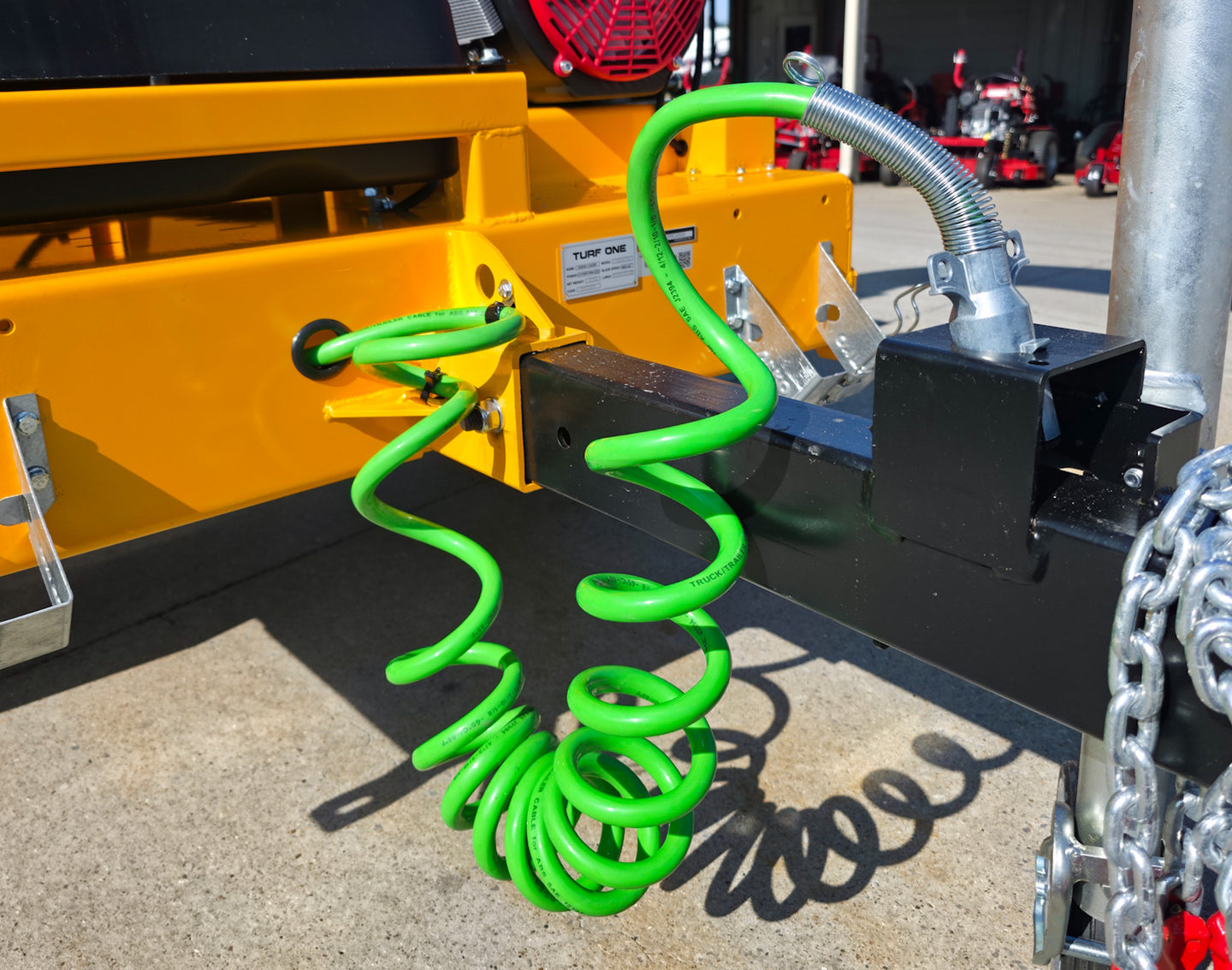 TURF ONE T10000DL PRO Truck Leaf Debris Loader V-Twin 35HP Engine Electric Hook Up