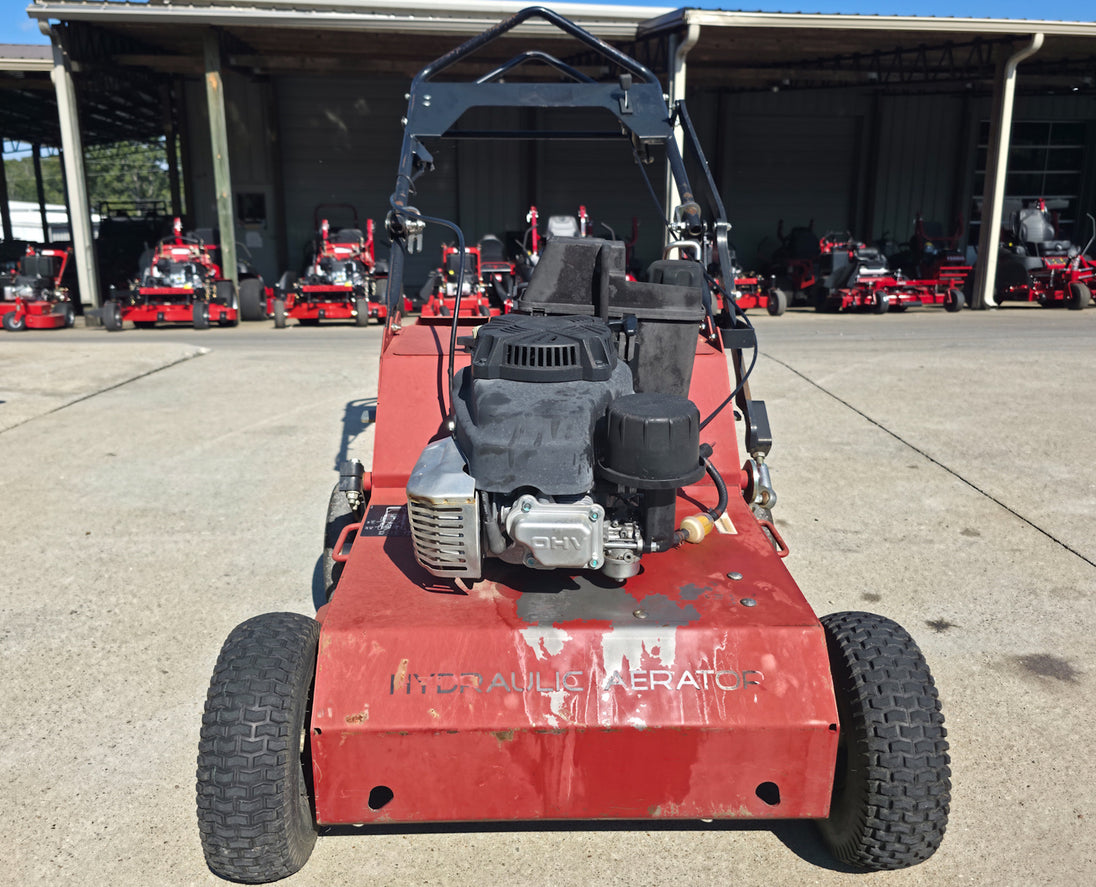 Toro 33515 21" Hydraulic Walk Behind Aerator Front