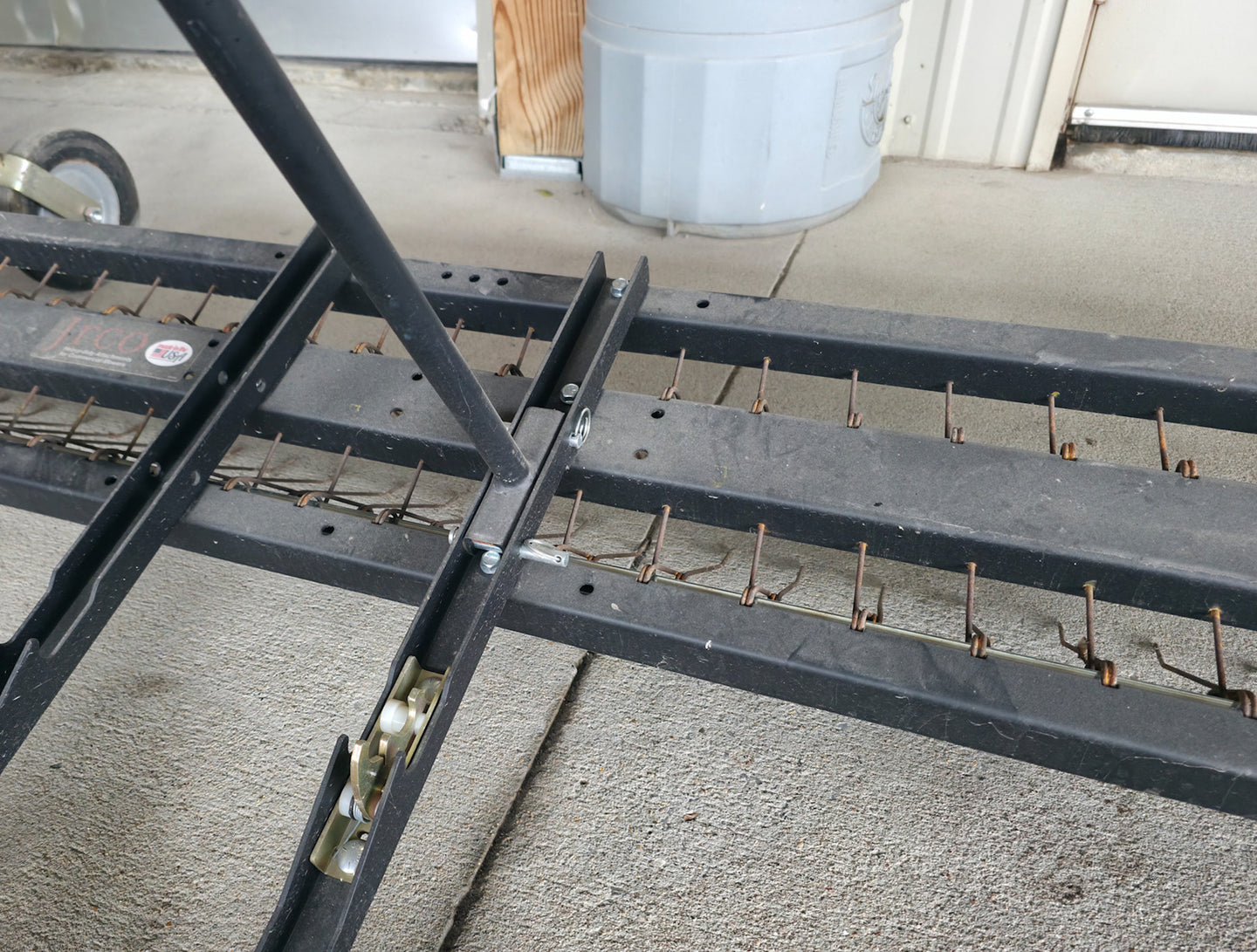 JRCO 471 Series 60" Tine Rake Dethatcher w/o Mount Bar 47160 - SLE Equipment - 11