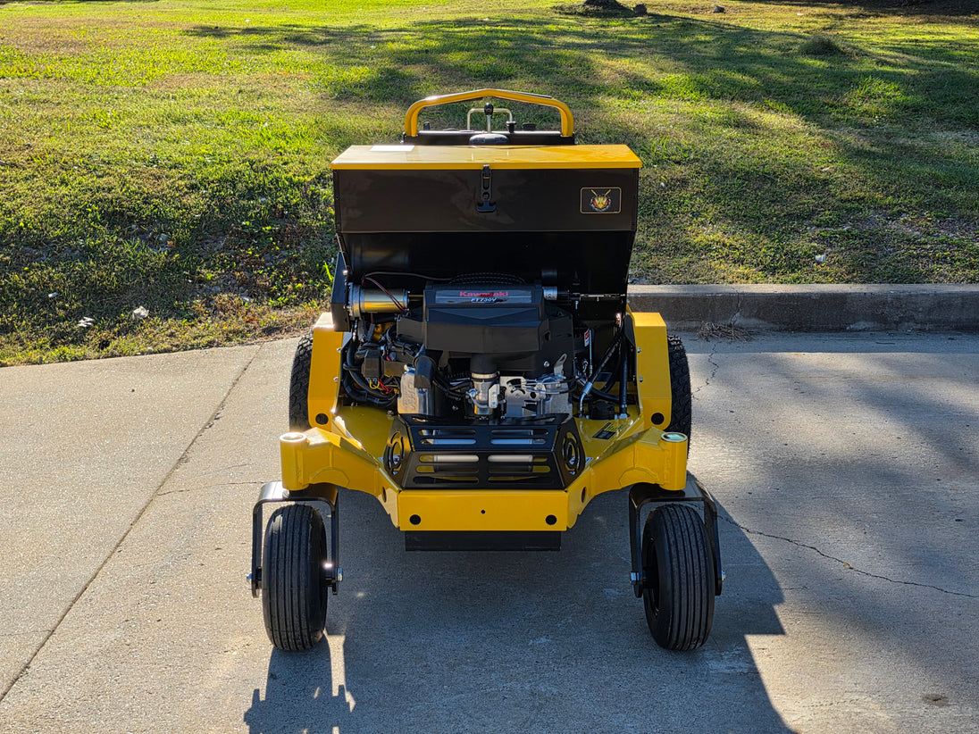 Stinger Quad - AER 3000 30" Ride Stand On Lawn Aerator with Seedbox 30 - SLE Equipment - 3
