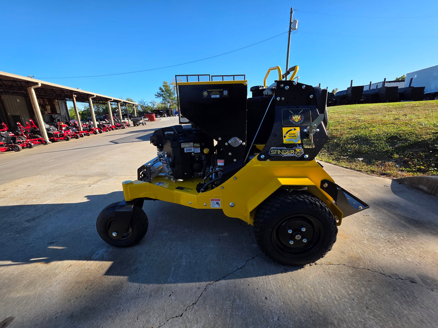 Stinger Quad - AER 3000 30" Ride Stand On Lawn Aerator with Seedbox 30 - SLE Equipment - 4
