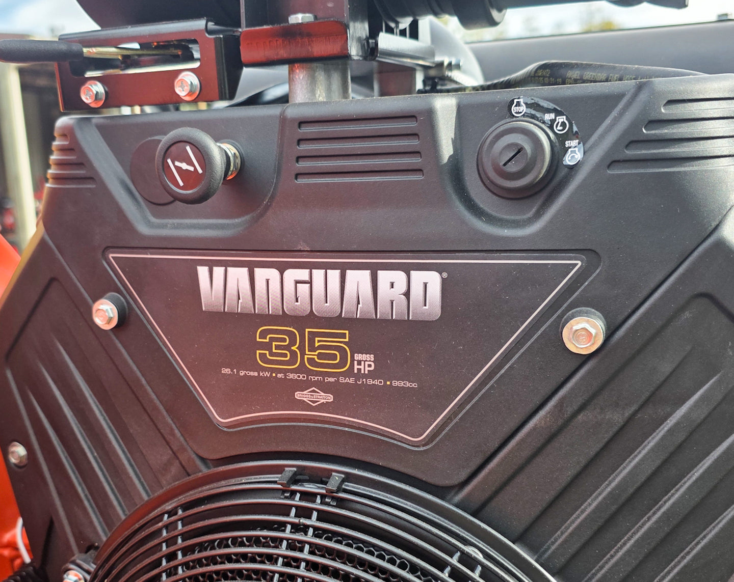 Bear Cat CH8993H Chipper 9" Tow Behind 35HP VAN - SLE Equipment - 25