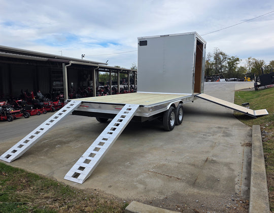 8.5x22 Hybrid Deckover Enclosed Trailer (2) 5200lb Axles Right Rear Side Ramp and Detachable Rear Ramps 