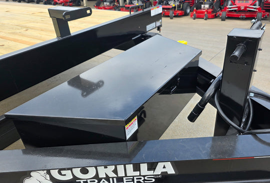 8.5x22 Deckover Tilt Trailer (2) 7,000K Axles Control Box Locked 