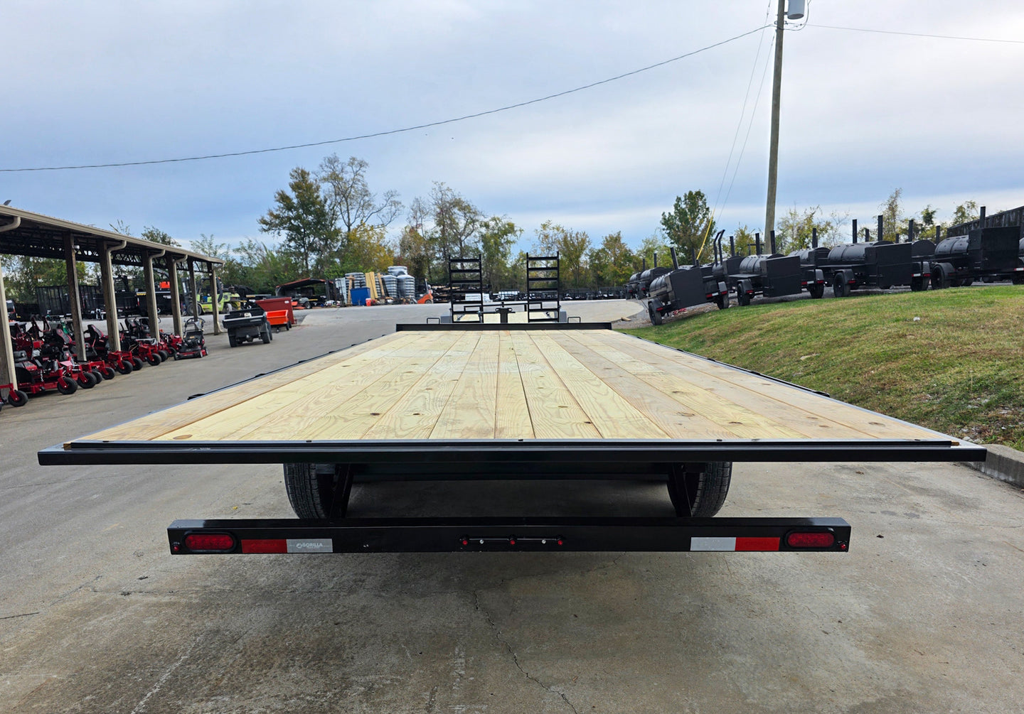 8.5x22 Deckover Tilt Trailer (2) 7,000K Axles Rear