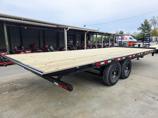 8.5x22 Deckover Tilt Trailer (2) 7,000K Axles Right Rear Side