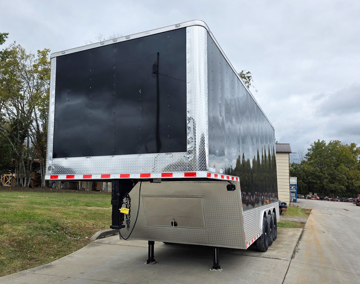 8.5X26 Gooseneck Enclosed Trailer with 9' Interior (3) 7,000lb Axles Front Left GN Box