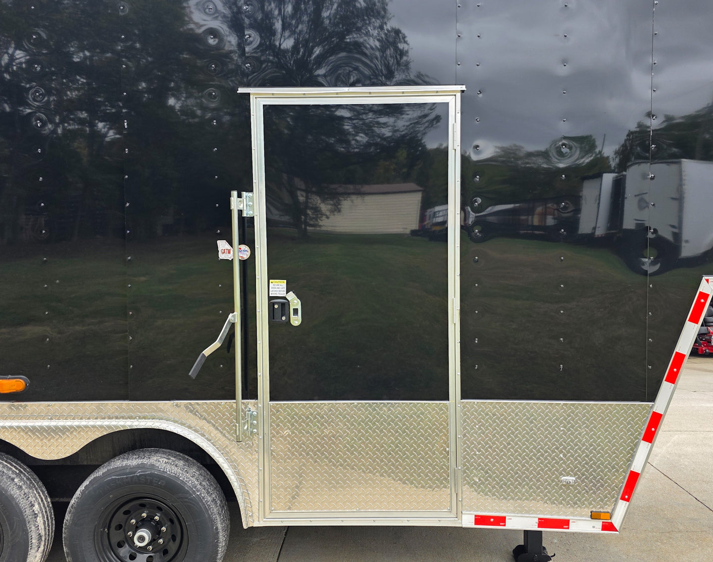 8.5X26 Gooseneck Enclosed Trailer with 9' Interior (3) 7,000lb Axles Side Door 