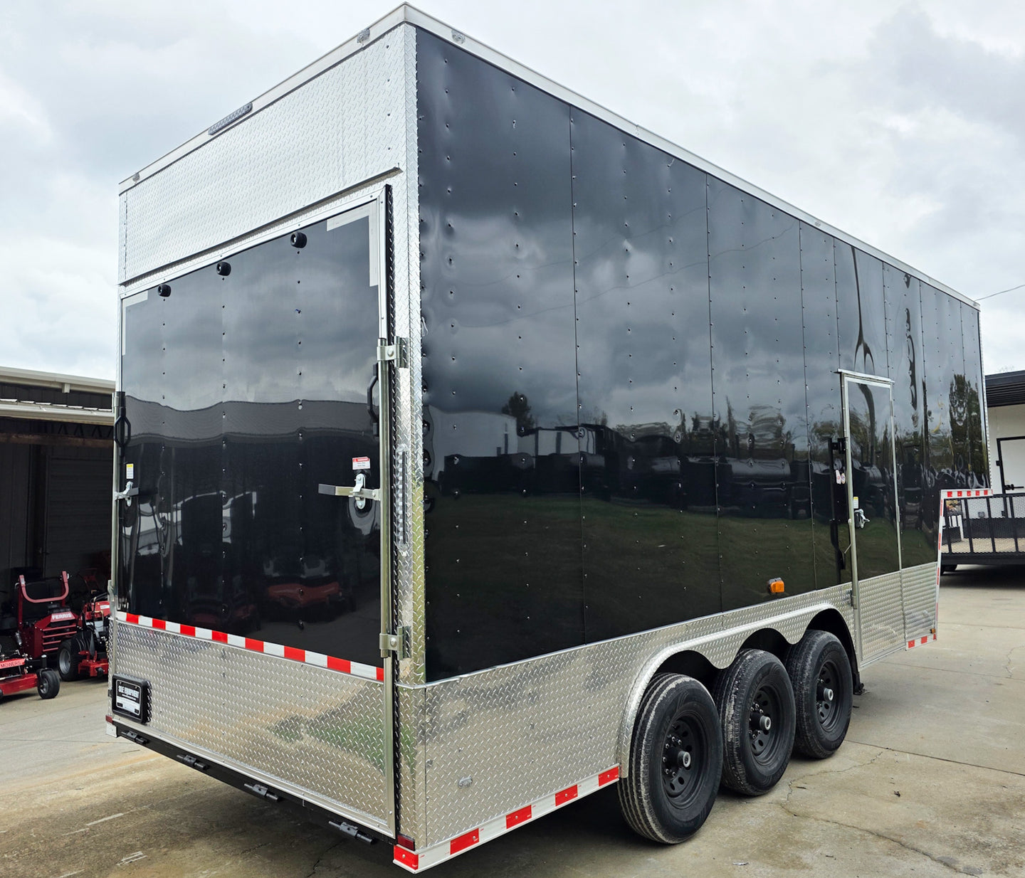 8.5X26 Gooseneck Enclosed Trailer with 9' Interior (3) 7,000lb Axles Rear Right Side Ramp Up