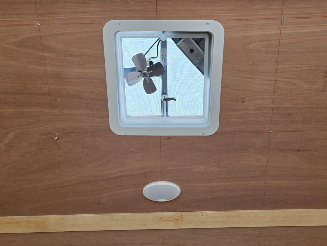 8.5X26 Gooseneck Enclosed Trailer with 9' Interior (3) 7,000lb Axles Rear Light and Vent 