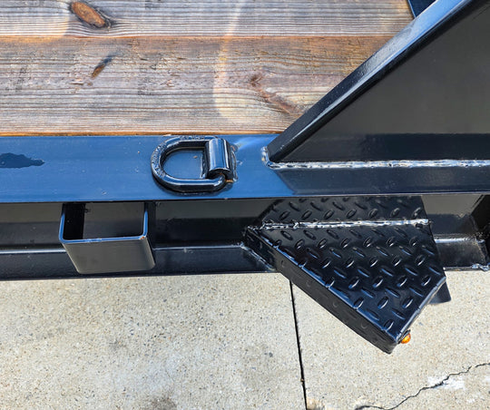 7x18 Gooseneck Equipment Trailer (2) 7K Axles King Kong Ramps 14k GVWR Rear Right Side Ramps Up Step and Tie Down