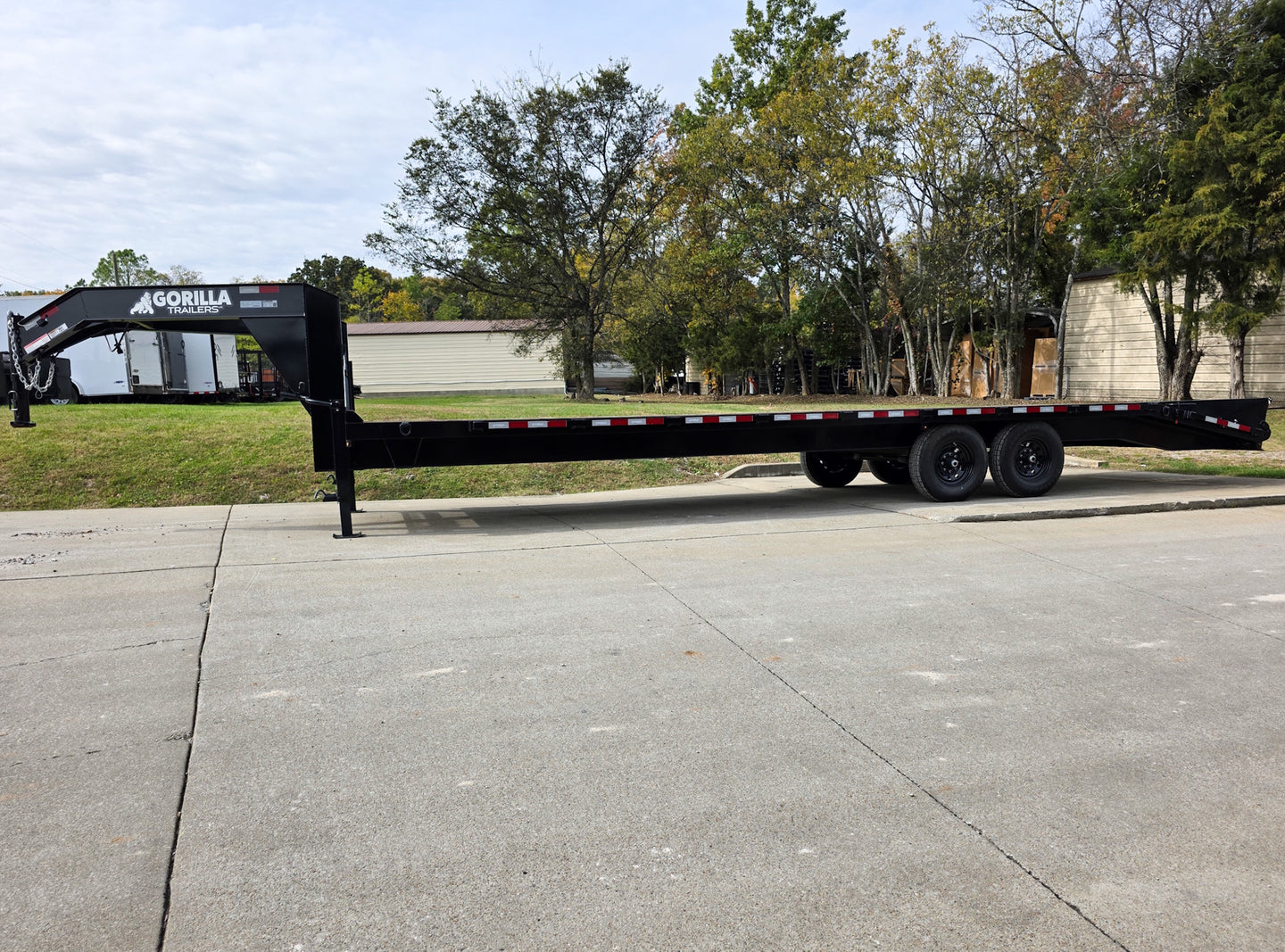 8.5x30 IBeam Gooseneck Deckover Trailer (2) 7K Axles King Kong Ramps 14K GVWR - SLE Equipment - 4
