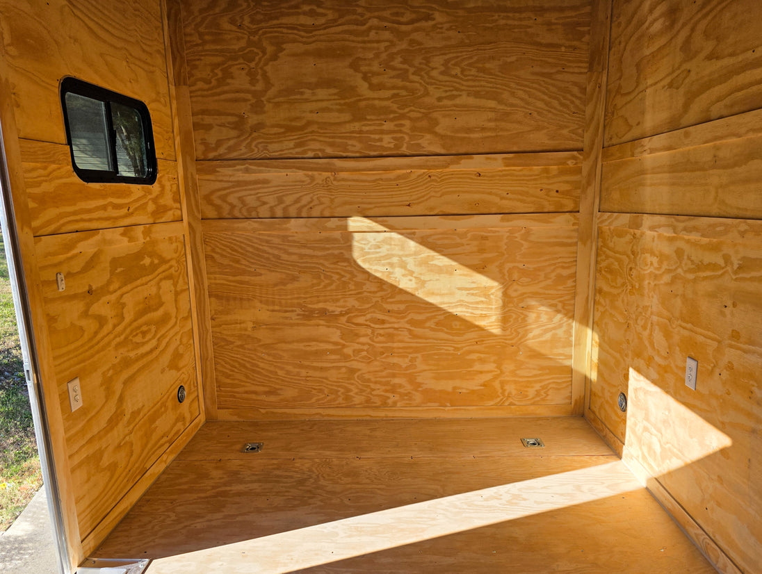 8.5x30 Charcoal V-Nose Hybrid 9.5 Interior (2) 7000LB Axles Rear Inside 