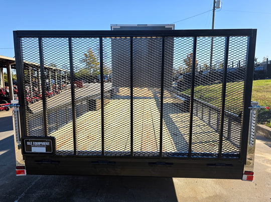 8.5x30 Charcoal V-Nose Hybrid 9.5 Interior (2) 7000LB Axles Rear Gate Up