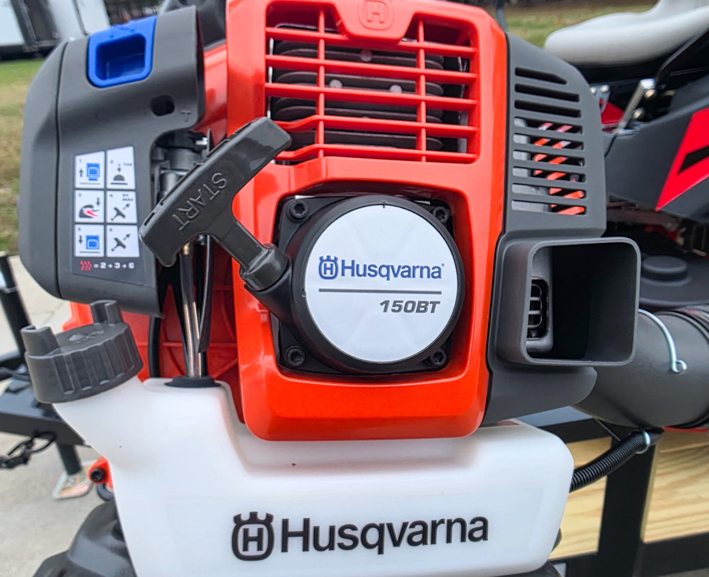 Encore Arrow EA6OXP24LS 60" Zero Turn Mower Handheld Utility with Racks Package Backpack Blower