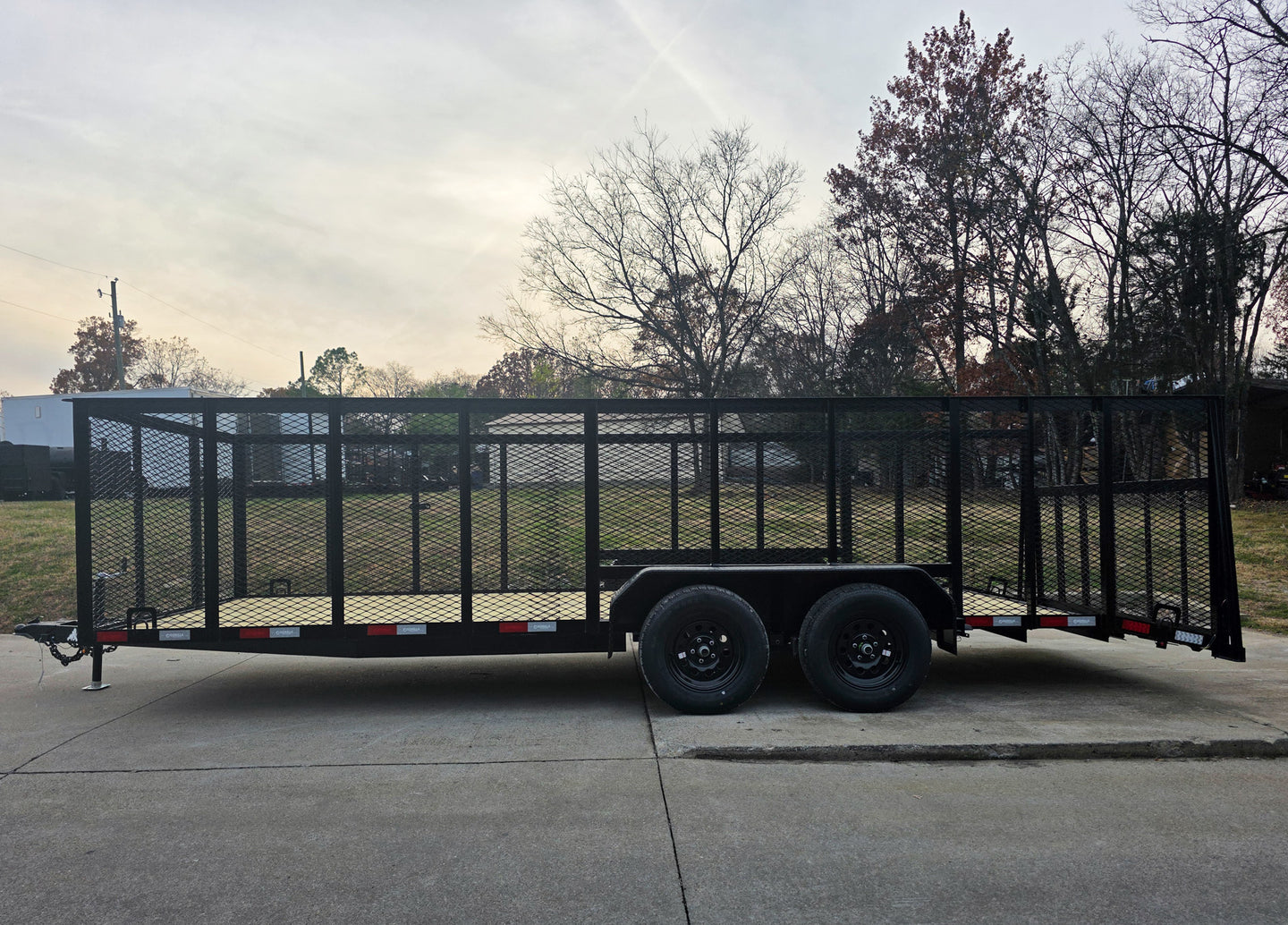 7x20 Dovetail Utility Trailer 4ft Mesh Sides (2) 3,500lb Axles - SLE Equipment - 4