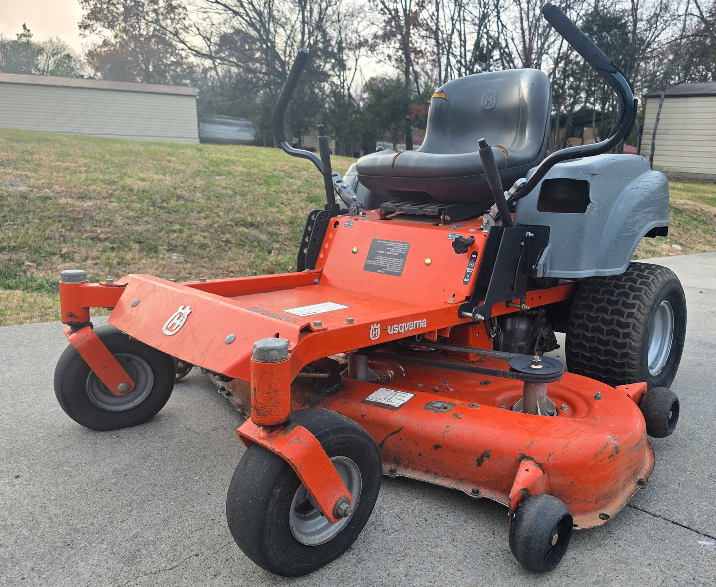 Used- RZ5424 54' Zero Turn Mower 54' 24HP KOH Front Left 